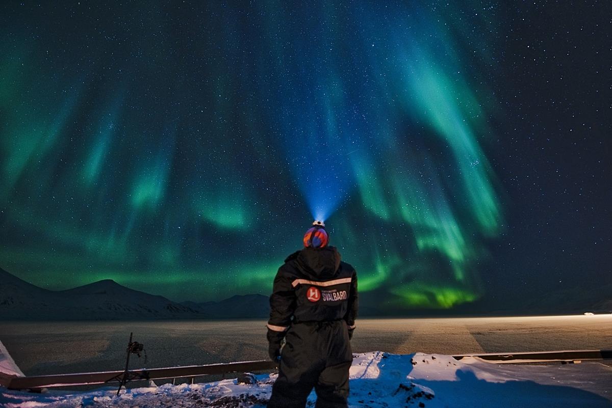 Satser på fornybar energi og elektriske snøskutere